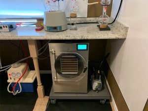 Giá Máy Sấy Thăng Hoa Mini và Các Yếu Tố Ảnh Hưởng