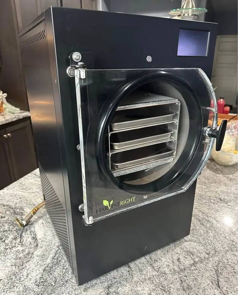Tại Sao Máy Sấy Thăng Hoa Mini Đang Trở Thành Xu Hướng Đầu Tư Hot?